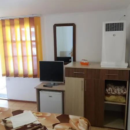 Casa Gabriela Homestay *